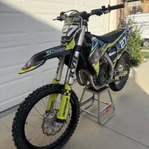 Triumph TF 250-X