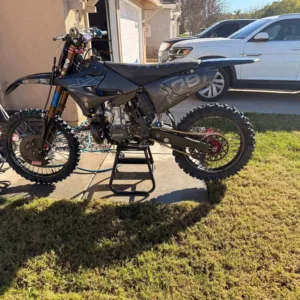 2014 YZ 300